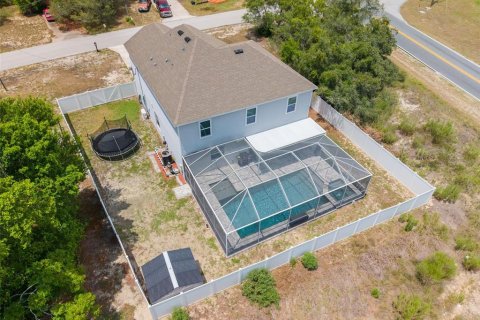 House in Spring Hill, Florida 5 bedrooms, 279.08 sq.m. № 2157775 - photo 3
