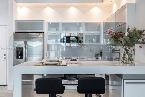 Copropriété à louer à Miami, Floride: 1 chambre, 65.68 m2 № 1973912 - photo 5