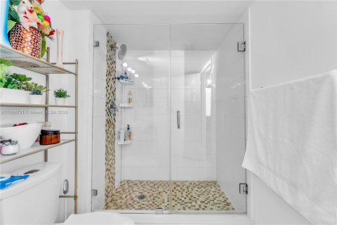 Купить кондоминиум в Майами, Флорида 2 спальни, 128.21м2, № 1356977 - фото 13