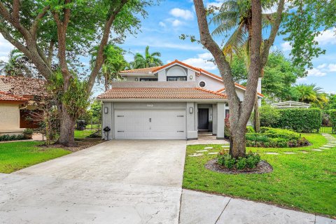 House in Boca Raton, Florida 4 bedrooms, 255.48 sq.m. № 2146795 - photo 2