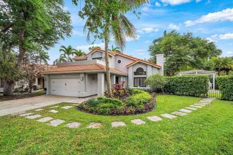 House in Boca Raton, Florida 4 bedrooms, 255.48 sq.m. № 2146795