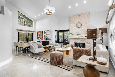 House in Boca Raton, Florida 4 bedrooms, 255.48 sq.m. № 2146795 - photo 5