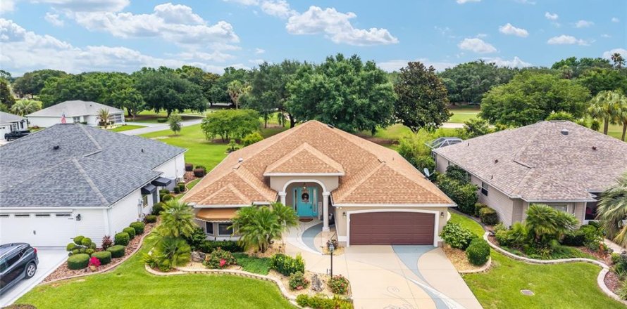 House in The Villages, Florida 3 bedrooms, 170.1 sq.m. № 1769518