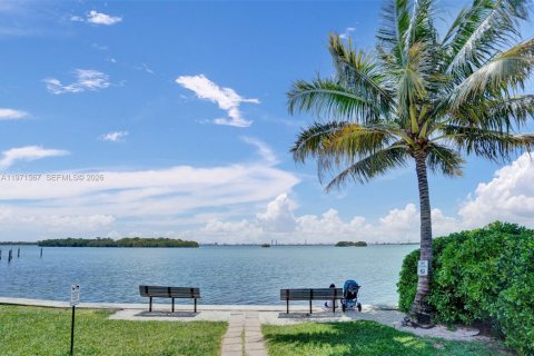 Купить кондоминиум в Майами, Флорида 2 спальни, 91.97м2, № 2040153 - фото 29