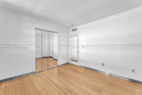 Купить кондоминиум в Майами, Флорида 2 спальни, 91.97м2, № 2040153 - фото 19