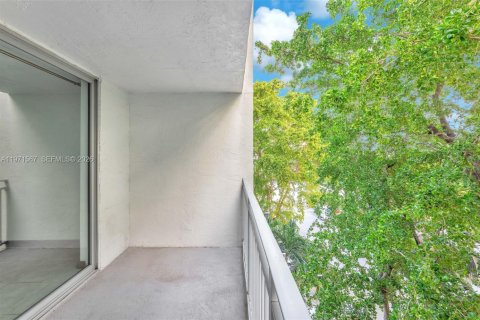 Купить кондоминиум в Майами, Флорида 2 спальни, 91.97м2, № 2040153 - фото 24