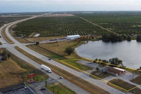 Propiedad comercial en venta en Lake Placid, Florida, 153.1 m2 № 1615389 - foto 6