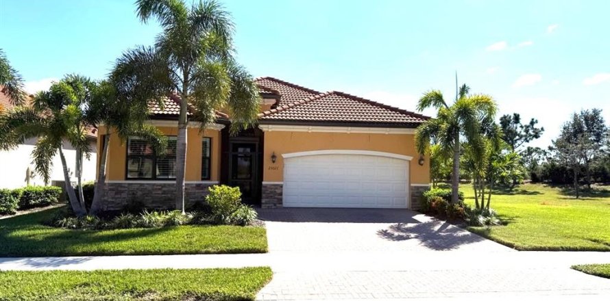 Villa ou maison à Venice, Floride 3 chambres, 192.12 m2 № 2432648