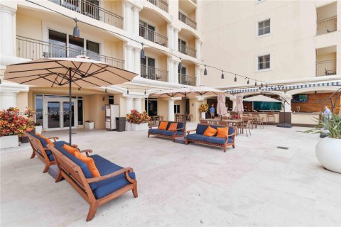 Condominio en venta en Fort Lauderdale, Florida, 1 dormitorio, 64.1 m2 № 1763512 - foto 24
