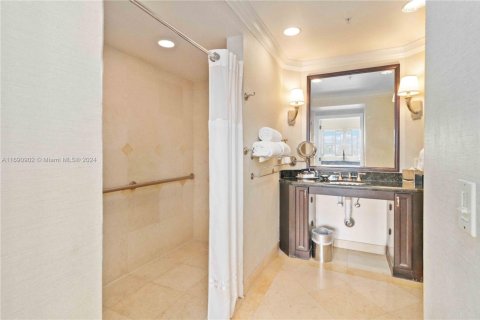 Condominio en venta en Fort Lauderdale, Florida, 1 dormitorio, 64.1 m2 № 1763512 - foto 16