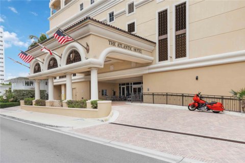 Condominio en venta en Fort Lauderdale, Florida, 1 dormitorio, 64.1 m2 № 1763512 - foto 4