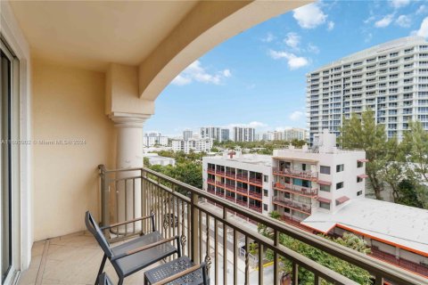 Condominio en venta en Fort Lauderdale, Florida, 1 dormitorio, 64.1 m2 № 1763512 - foto 27