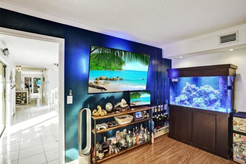 Townhouse in Davie, Florida 3 bedrooms, 153.66 sq.m. № 1943654 - photo 9
