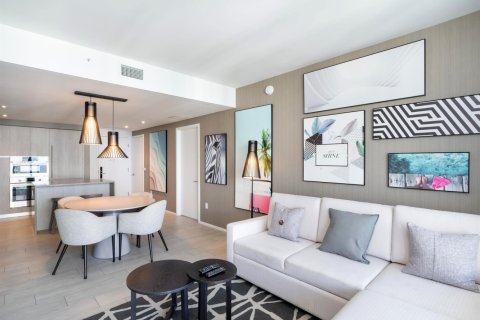 Condominio en venta en Hollywood, Florida, 2 dormitorios, 96.99 m2 № 2183035 - foto 3