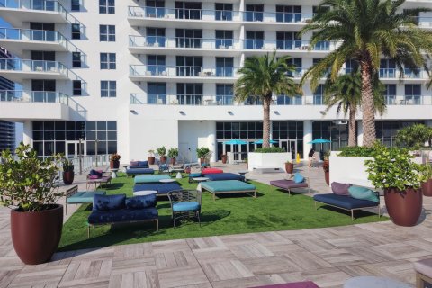 Condominio en venta en Hollywood, Florida, 2 dormitorios, 96.99 m2 № 2183035 - foto 27