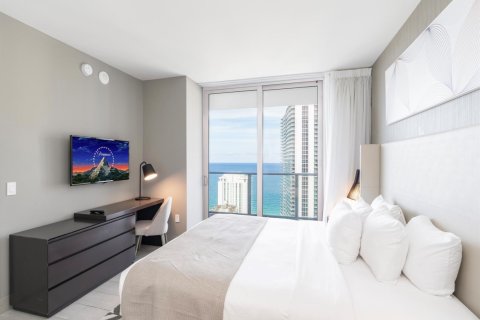 Condominio en venta en Hollywood, Florida, 2 dormitorios, 96.99 m2 № 2183035 - foto 19