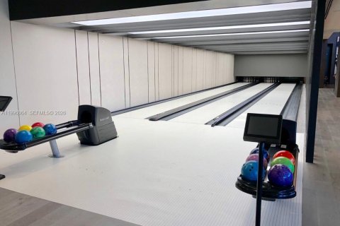 Condominio en alquiler en Miami, Florida, 1 dormitorio, 87.33 m2 № 2058568 - foto 12