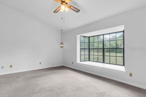 Villa ou maison à vendre à New Port Richey, Floride: 3 chambres, 176.61 m2 № 2406666 - photo 15