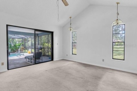 Villa ou maison à vendre à New Port Richey, Floride: 3 chambres, 176.61 m2 № 2406666 - photo 25