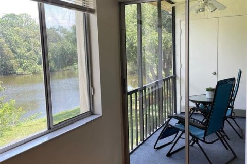 Condo in Oldsmar, Florida, 2 bedrooms  № 1743669 - photo 15