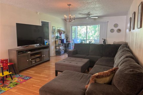 Condo in Oldsmar, Florida, 2 bedrooms  № 1743669 - photo 7