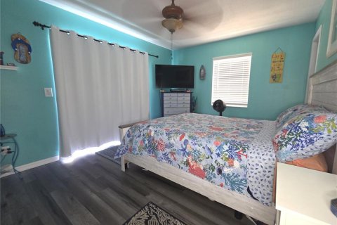 Casa en venta en Pinellas Park, Florida, 3 dormitorios, 109.25 m2 № 2200620 - foto 8