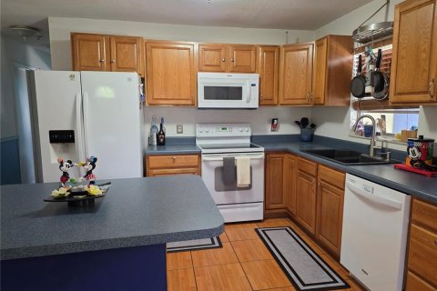 Casa en venta en Pinellas Park, Florida, 3 dormitorios, 109.25 m2 № 2200620 - foto 4