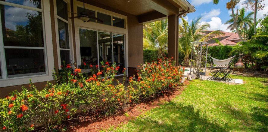 Casa en Coral Springs, Florida 4 dormitorios, 256.22 m2 № 1145943