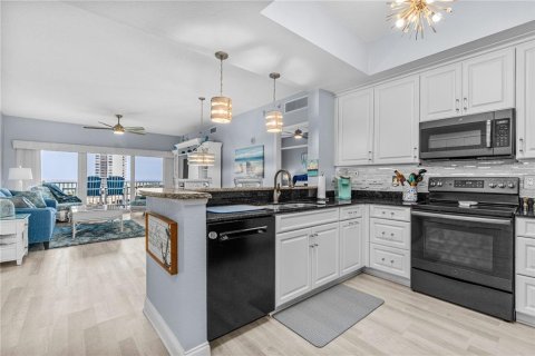 Condominio en venta en Daytona Beach Shores, Florida, 2 dormitorios, 153.2 m2 № 1778309 - foto 7