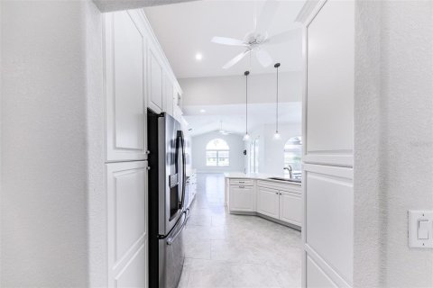 Villa ou maison à louer à Punta Gorda, Floride: 3 chambres, 222.41 m2 № 2432622 - photo 28