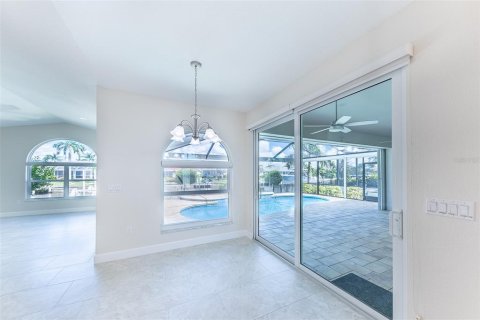 Villa ou maison à louer à Punta Gorda, Floride: 3 chambres, 222.41 m2 № 2432622 - photo 16