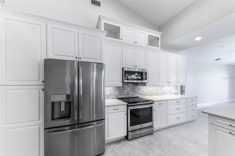 Villa ou maison à louer à Punta Gorda, Floride: 3 chambres, 222.41 m2 № 2432622 - photo 26