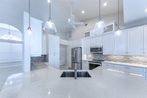 Villa ou maison à louer à Punta Gorda, Floride: 3 chambres, 222.41 m2 № 2432622 - photo 24