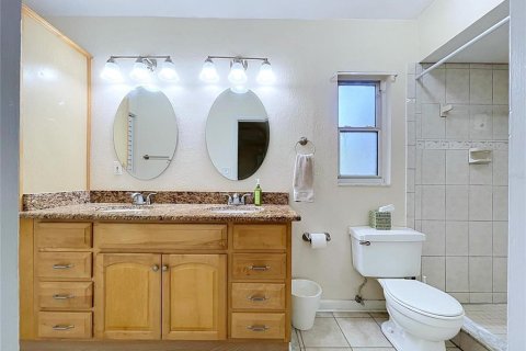 Villa ou maison à louer à Brandon, Floride: 4 chambres, 168.15 m2 № 2406448 - photo 19