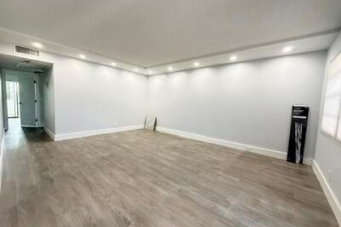 Copropriété à louer à West Palm Beach, Floride: 2 chambres, 98.66 m2 № 2439165 - photo 18