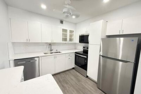 Condo à West Palm Beach, Floride, 2 chambres № 2439165