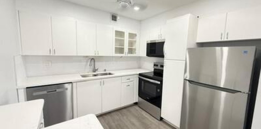 Condo à West Palm Beach, Floride, 2 chambres № 2439165