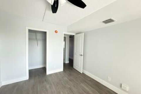 Copropriété à louer à West Palm Beach, Floride: 2 chambres, 98.66 m2 № 2439165 - photo 14