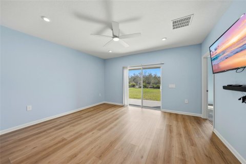 Villa ou maison à vendre à Port Charlotte, Floride: 3 chambres, 136.57 m2 № 2167607 - photo 5