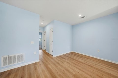 Villa ou maison à vendre à Port Charlotte, Floride: 3 chambres, 136.57 m2 № 2167607 - photo 3