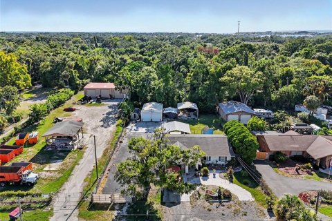 Commercial property in Port Richey, Florida 168.9 sq.m. № 2133580 - photo 9