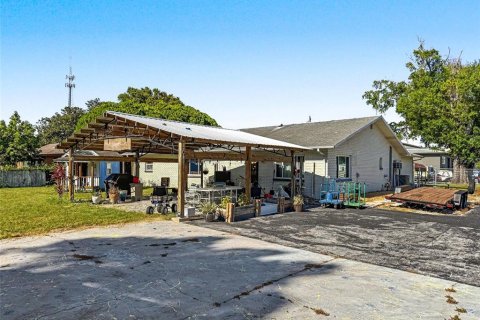Commercial property in Port Richey, Florida 168.9 sq.m. № 2133580 - photo 14