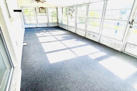 House in Weeki Wachee, Florida 2 bedrooms, 91.04 sq.m. № 1904747 - photo 9