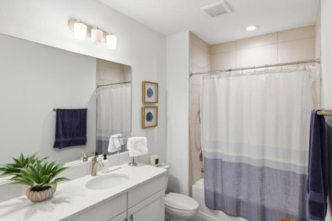 Villa ou maison à vendre à Bradenton, Floride: 4 chambres, 339.19 m2 № 2238200 - photo 26