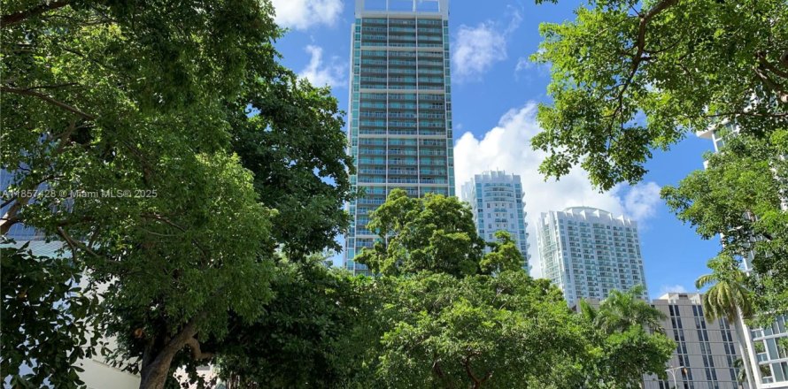 Condo à Miami, Floride, 2 chambres № 1881702