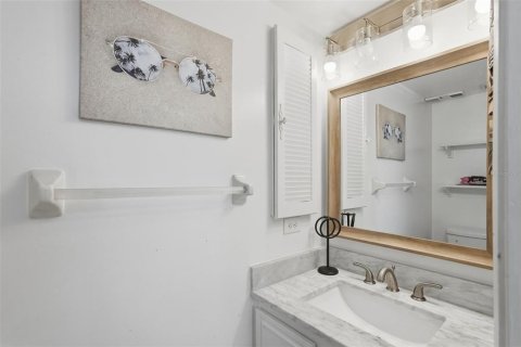 Touwnhouse à vendre à Clearwater, Floride: 3 chambres, 113.34 m2 № 2389067 - photo 13