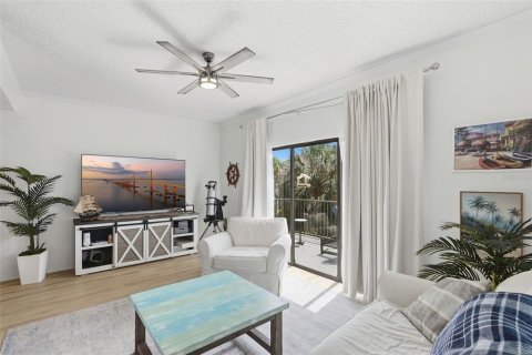 Touwnhouse à vendre à Clearwater, Floride: 3 chambres, 113.34 m2 № 2389067 - photo 5