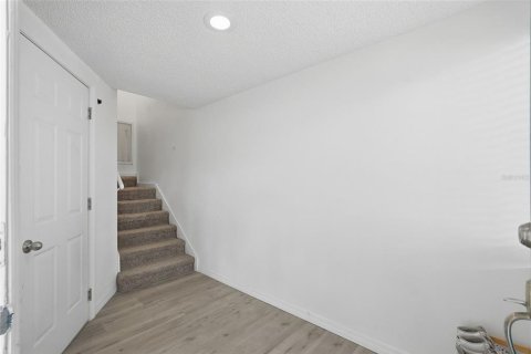 Touwnhouse à vendre à Clearwater, Floride: 3 chambres, 113.34 m2 № 2389067 - photo 2