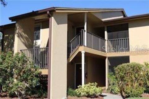Condominio en alquiler en Largo, Florida, 3 dormitorios, 105.82 m2 № 1845035 - foto 1