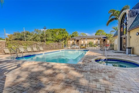 Condominio en alquiler en Largo, Florida, 3 dormitorios, 105.82 m2 № 1845035 - foto 29